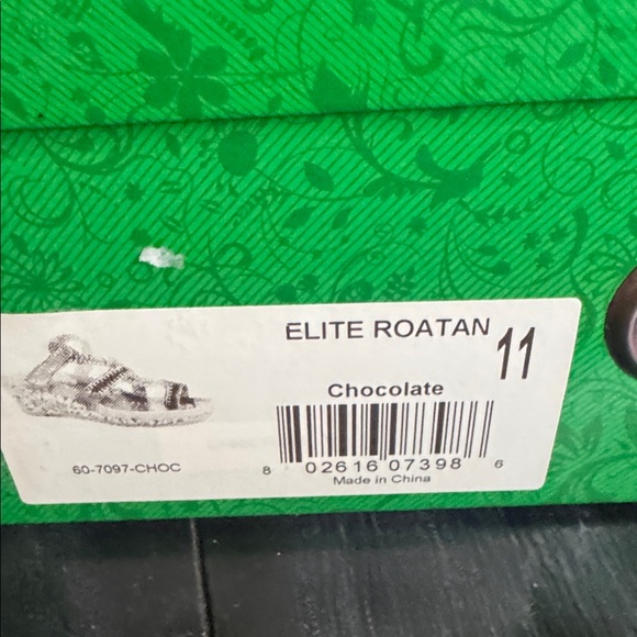 Elite Women's Red and Brown Sandals - Picture 2 of 9